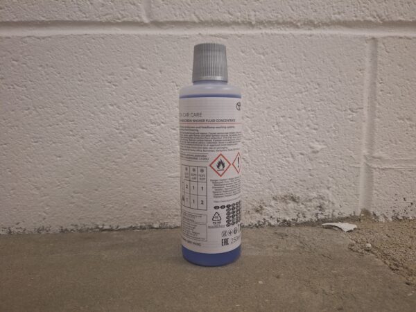 Toyota Concentrated Winter Screen Wash 250ML - Image 2