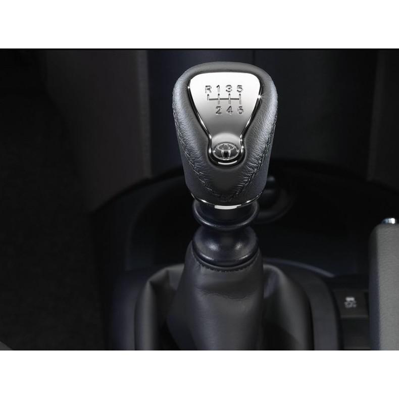 Toyota IQ 2008-2015 Gear Knob 6M/T Black With Metal Insert PZ430I917100 ...