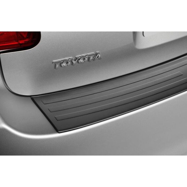 Toyota Auris 20062012 Rear Bumper Protection Plate / Black Unpainted