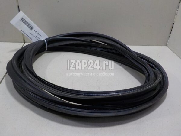 Toyota Avensis Estate 2008-2018 Tailgate Weatherstrip