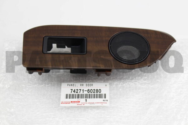 Land Cruiser Rear Door Armrest Base R/H 2009-2013