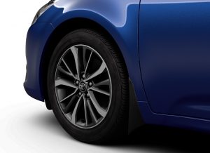 Toyota Avensis (2009-2019) Mud Flaps Front PZ416T096900