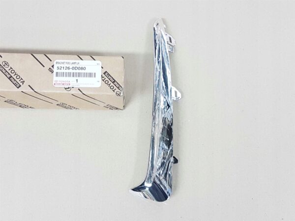 Toyota Yaris (FRP) (2014 - 2020) L/H Fog lamp Trim