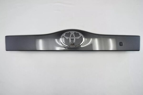 Toyota Prius (2003 - 2009) Rear Tailgate Handle (GRAY 1G3)