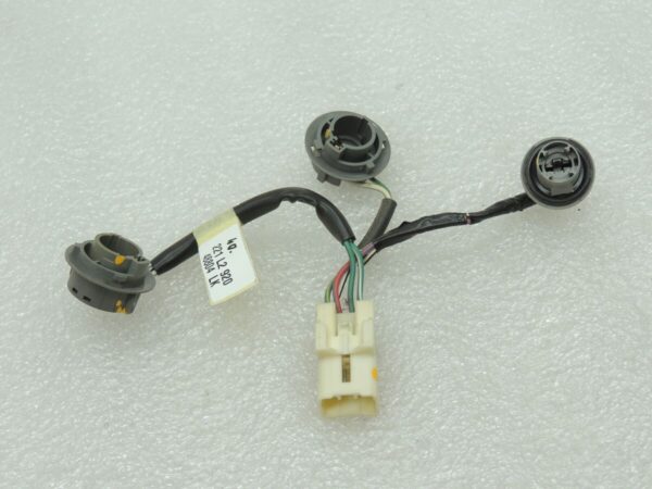 Toyota Avensis 2008-2018 Indicator Rear Lamp Bulb Holder R/H
